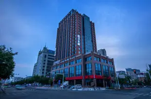 桔子水晶淮安金鷹廣場酒店Crystal Orange Hotel (Huai'an Jinying Plaza)