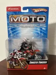 Hot Wheels Moto Ernesto Fonseca 2007 Dirtbike Toy Motocross Dirt Bike Figure New