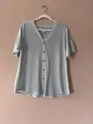 True Craft Women’s Top Light Blue Cap Sleeve Button Front Size Large NEW