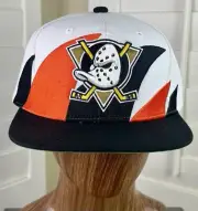 Mitchell & Ness NHL Anaheim Ducks Hockey Vintage Sharktooth Snapback Hat - NWT