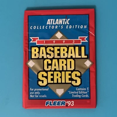 1993 Fleer Atlantic Pack Ryne Sandberg Cubs (Top) Gary Sheffield Padres (Back)