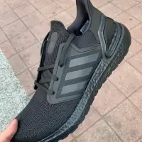 在飛比找蝦皮購物優惠-<Taiwan小鮮肉> ADIDAS ULTRABOOST 