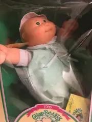 Cabbage Patch kids Preemie "Coleco" March of Dimes NIB Vtg. 1995