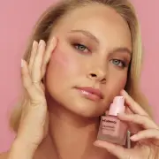 MCoBeauty Luminous Glow Liquid Blush - Passion (Peachy Pink)
