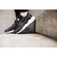 在飛比找蝦皮購物優惠-NIKE Air Huarache Run Ultra 黑白