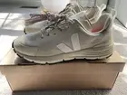 Veja Dekkan Sneakers Men’s Size 8 New With Box