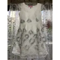 在飛比找蝦皮購物優惠-Korea短款禮服 洋裝小禮服 謝師宴 伴娘米白色