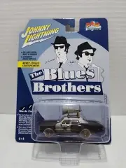 WHITE LIGHTING 1974 Dodge Monaco - 2024 Johnny Lightning - Blues Brothers