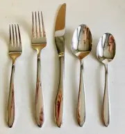 Oneida Mooncrest 30pc Flatware Set- Service for 6