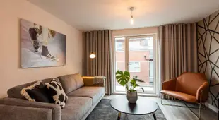 2BR Penthouse in Manchester by GuestReady