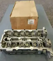 NEW JAGUAR S TYPE V6 3 LITRE CYLINDER HEAD RIGHT HAND FACTORY BOXED XR828328