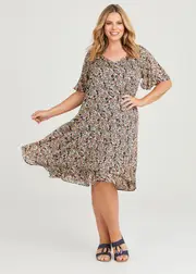 Plus Size Women's Ruffle Sleeve Overlay Dress Size 14 in Leaf Print - Taking Shape