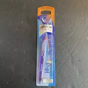 Reach Access Daily Flosser Floss Stick w/ floss And 3 head refills NIB