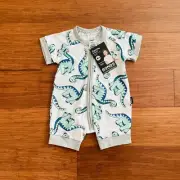 Bonds White Blue Green Dinosaur Brontosaurus Zip Wondersuit Romper BNWT Size 000