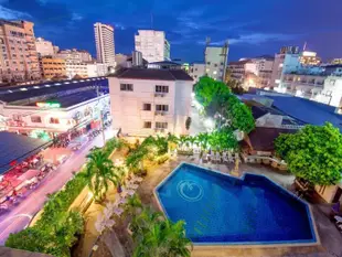 芭堤雅老闆套房酒店Boss Suites Hotel Pattaya