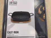ALL-CLAD METALCRAFTERS CAST IRON 11" SQUARE GRILL AND ACACIA WOOD TRIVET NIB