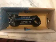 New-in-Box PROFILE DESIGN Stiffy Stem • 1 1/8" Thrdless x 105mm x 25.4mm • Black