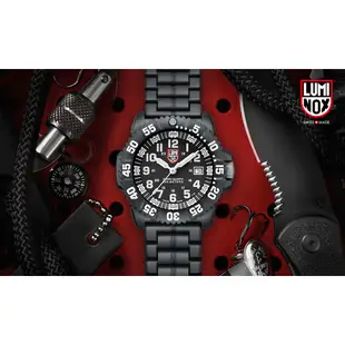 LUMINOX 雷明時海豹部隊碳纖維輕量鍊帶腕錶-黑x白時標/44mm 3052