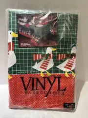 Tablecloth Vintage Vinyl Flannel Back 60”x84” OVAL SUNWEAVE Pat Ahern New