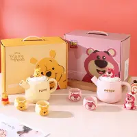 在飛比找松果購物優惠-迪士尼正版維尼熊 熊抱哥卡通陶瓷杯壺禮盒組 320ml馬克杯
