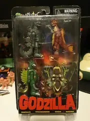 2014 Diamond Select Minimates Godzilla, Mothra, Gigan