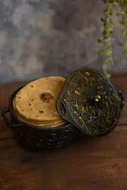 KS MART Wooden Casserole Hot Pot with Lid | Chapati Tortilla Roti Box |
