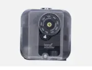 1pcs NEW Krom Schroder pressure switch DG10UG-10K2