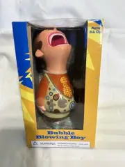 UNIVERSAL STUDIOS Harry Potter WEASLEYS’ Wizard Wheezes Bubble Blowing Boy~ NEW