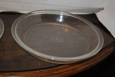 Set of 2 Pyrex Clear Glass PIE Plates 9 1/2 in diameter