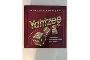 Hasbro Gaming Yahtzee Deluxe Edition