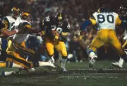Sidney Thornton of the Pittsburgh Steelers 1980's NFL Photo