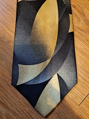 VINTAGE NEW Pierre Cardin 100% Silk Tie Mens Gold Black Abstract Stain Resistant