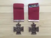 VICTORIA CROSS REPLICA WAR MEDAL WW1 / WW2 / AFGAHNISTAN / IRAK / VIETNAM /