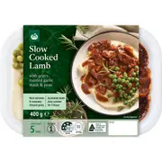 Woolworths Slow Cooked Lamb With Gravy Roasted Garlic Mash & Peas 400g