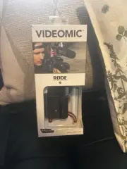 Rode VideoMic Camera-Mount Shotgun Microphone with Rycote Lyre Shock Mounting
