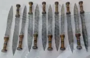 SET OF 12 HISTORICAL ROMAN GLADIUS SWORDS DAMASCUS STEEL W/ROSEWOOD HANDLE