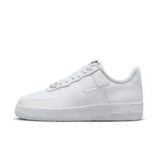 【NIKE 耐吉】休閒鞋 女鞋 運動鞋 AF1 WMNS AIR FORCE 1 07 SE 白 FB8251-100(3W5473)