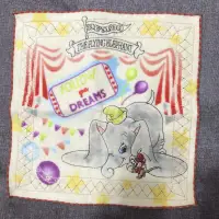 在飛比找蝦皮購物優惠-disney 迪士尼 小飛象 dumbo方巾 小方巾 手帕 