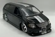 Chrysler Town & Country BLACK– Jada Dub City 1:24 Scale Die-cast "MAYA"