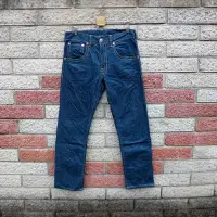 在飛比找Yahoo!奇摩拍賣優惠-levis 513 二手牛仔褲-正品 修身直筒-(levis