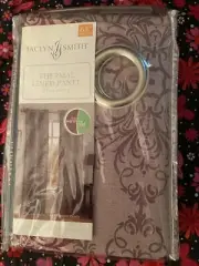Jaclyn Smith NWT 1 Thermal Lined Panel Dean Print 40" by 63" Stay Warm Stay Cool