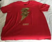 DC SHAZAM T-SHIRT MEDIUM