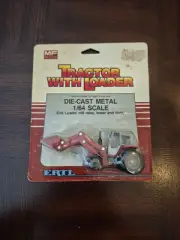 1/64 Massey Ferguson 699 Tractor With Loader