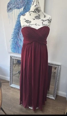 BNWT Ever Pretty Ladies Size 16 Burgundy Full Length Dress