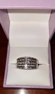 MICHAEL HILL DIAMOND ROUND AND BAGUETTE RING