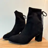在飛比找蝦皮購物優惠-黑色靴子 絨布靴子 有跟靴子 綁帶靴子 冬天靴子 黑色絨布靴
