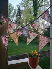 FABRIC BUNTING VINTAGE Style FLORAL WEDDINGS garden flags sheshed banner