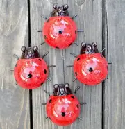 Metal Garden Yard Art Decorative 4 Pack Ladybugs Outside Garden Wall