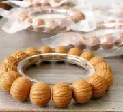 Wholesale monkey-headed Seeds bracelet. Prayer beads. Buddha beads 16-15mm A1567