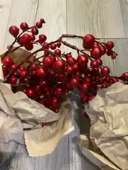 NEW Pottery Barn Red Berry Christmas Holiday Fireplace Mantel Table Deco Garland